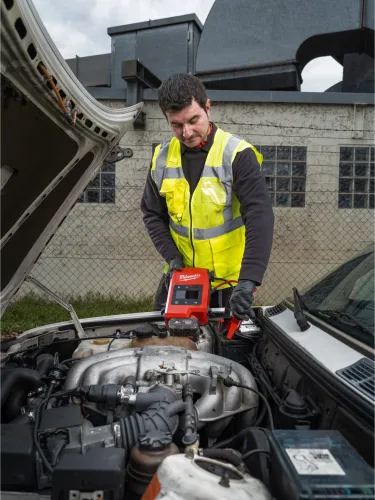 Milwaukee M18JS2000-0 Akku-Starthilfe