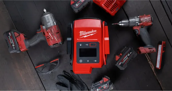 Milwaukee M18JS2000-0 Akku-Starthilfe