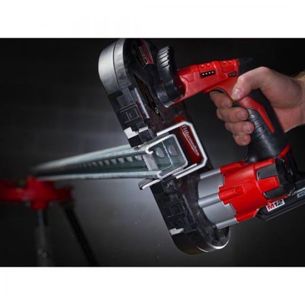 Milwaukee M12 BS-402C Akku-Bandsäge